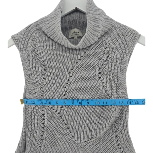 Wilfred Cowl Neck Sleeveless 100% Wool Sweater Cropped Size XS Gray Raw Hem - Picture 4 of 8